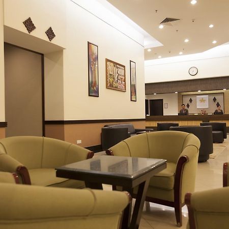 Hotel Seri Malaysia Lawas Exterior photo
