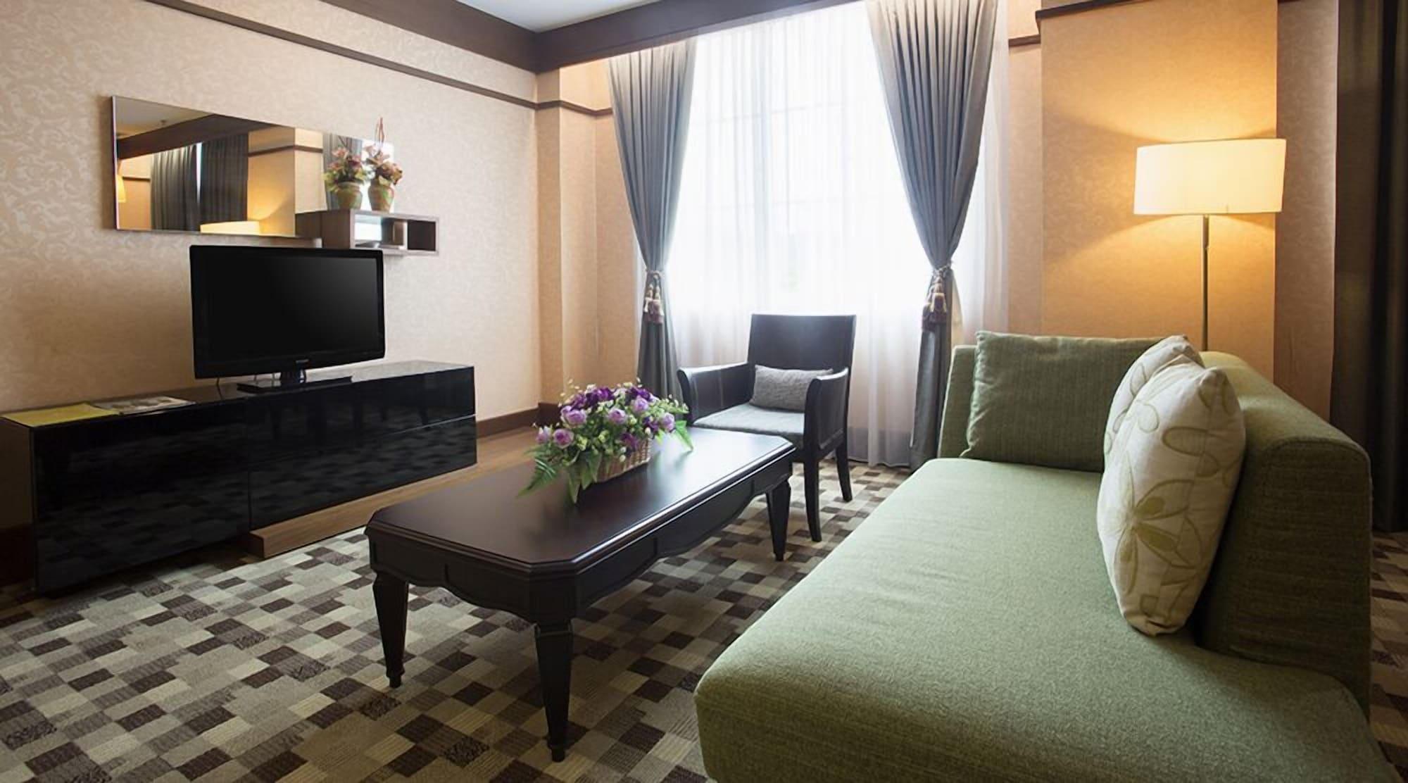 Hotel Seri Malaysia Lawas Exterior photo
