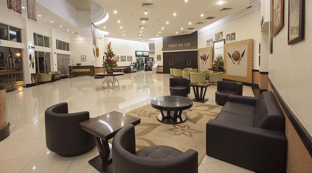 Hotel Seri Malaysia Lawas Exterior photo