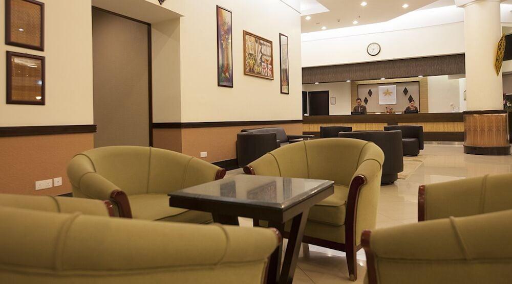 Hotel Seri Malaysia Lawas Exterior photo