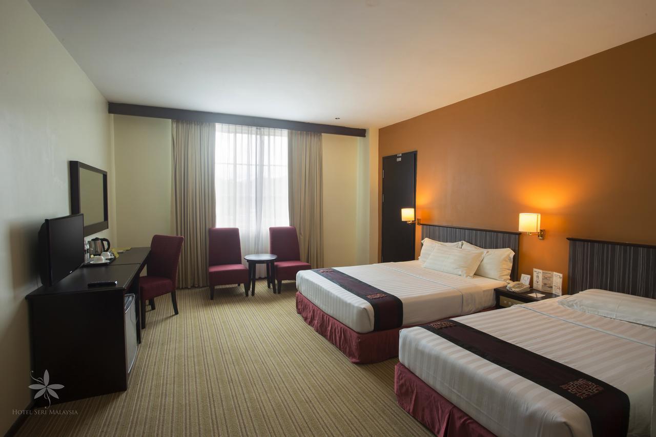 Hotel Seri Malaysia Lawas Exterior photo