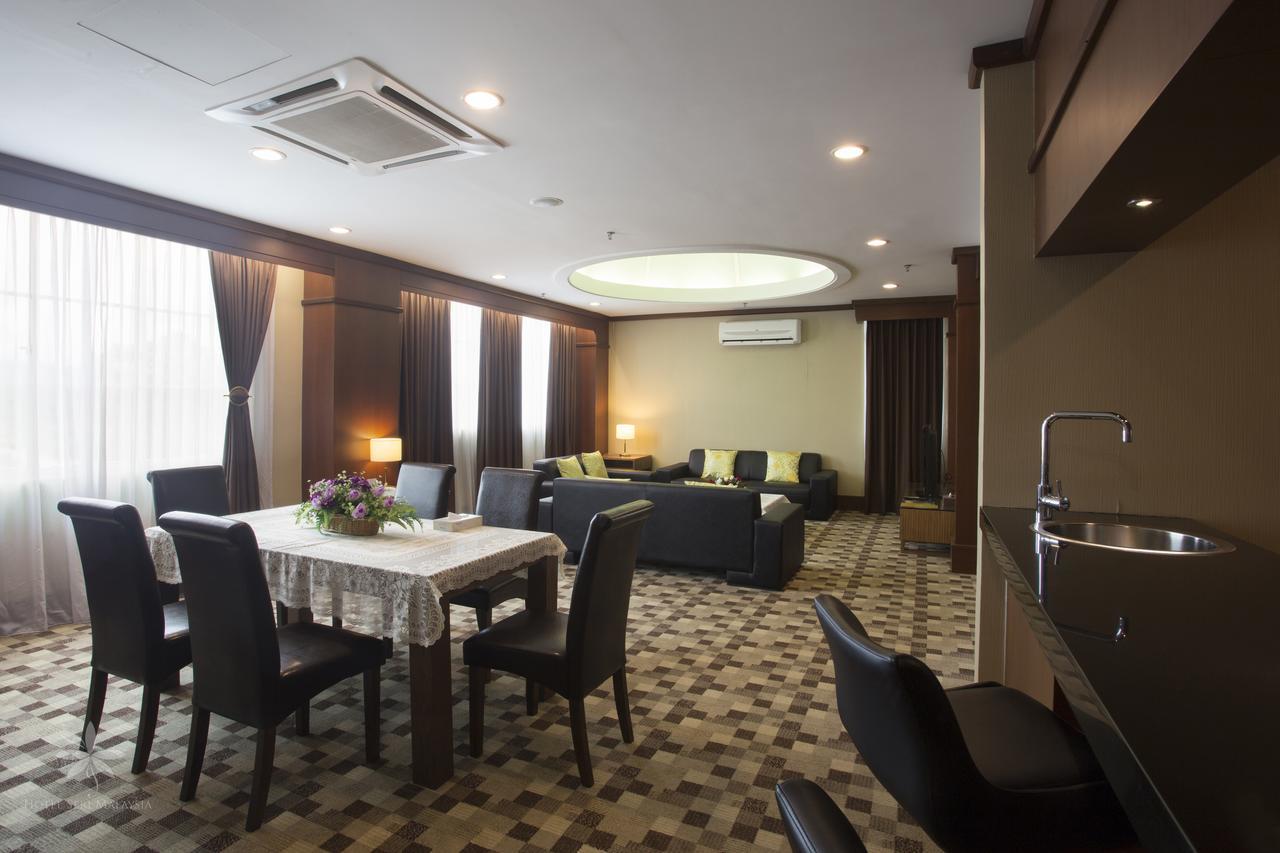 Hotel Seri Malaysia Lawas Exterior photo