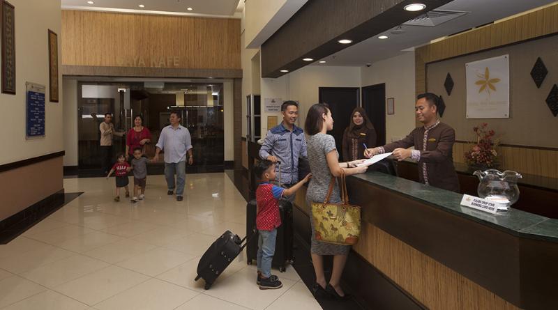 Hotel Seri Malaysia Lawas Exterior photo